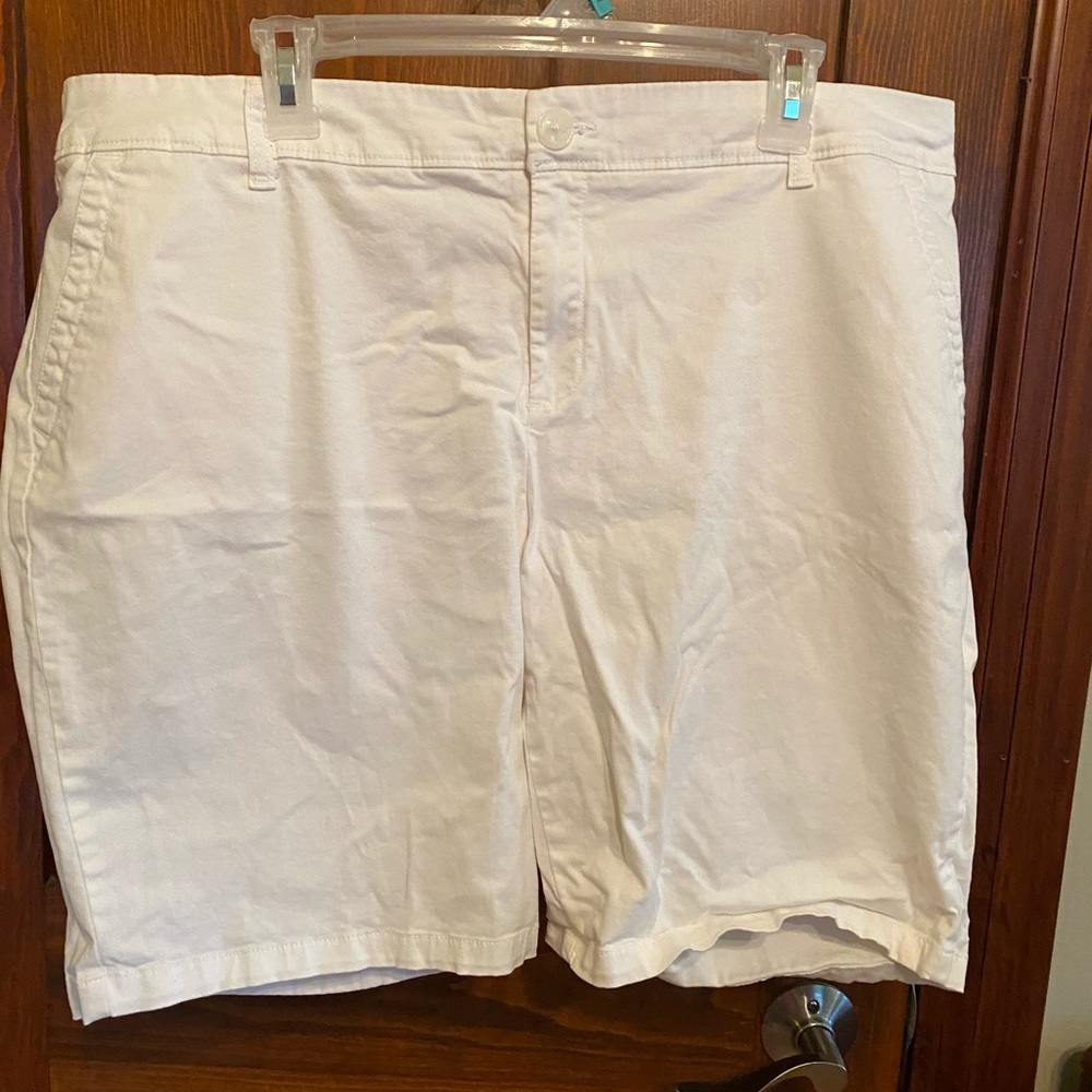 Liz Claiborne shorts